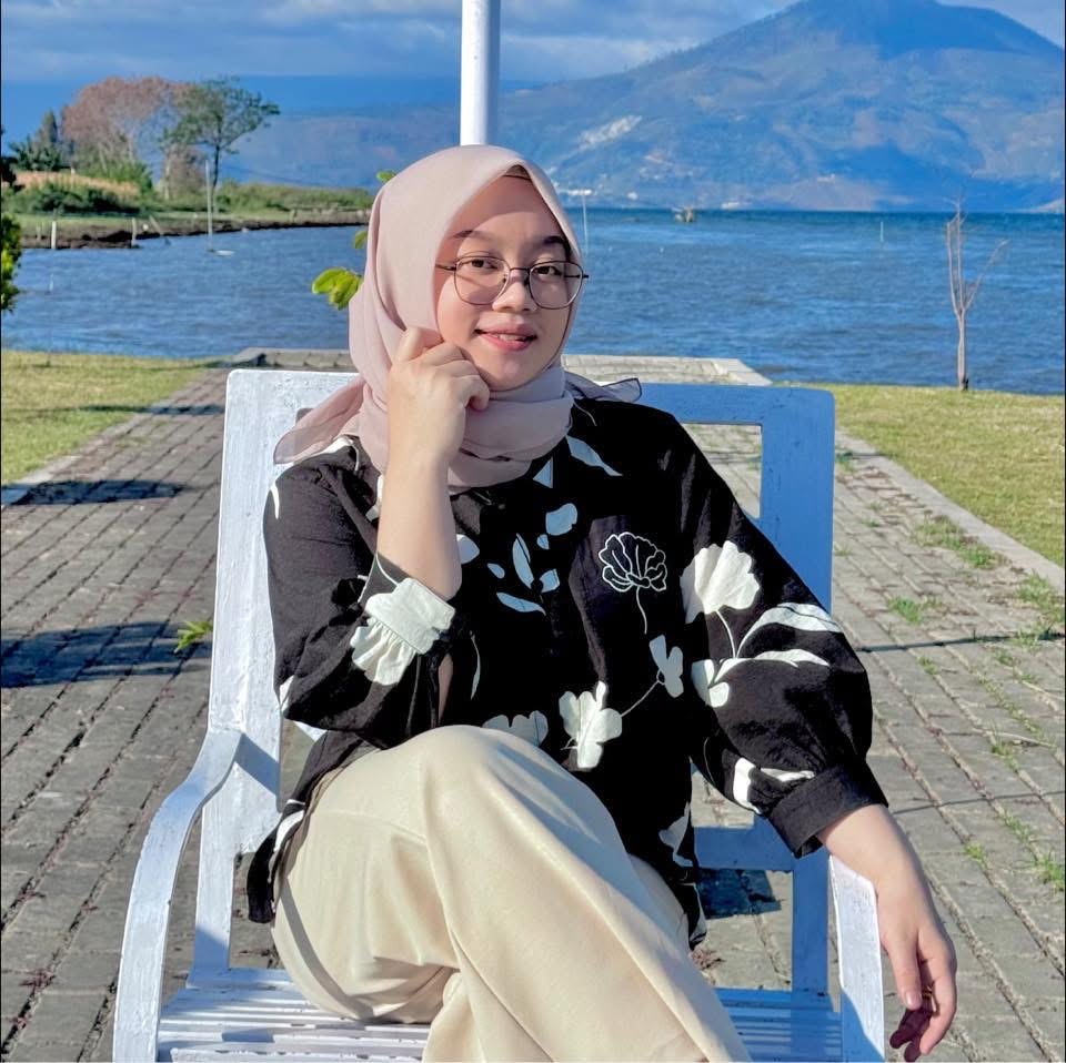 Rika Safitri